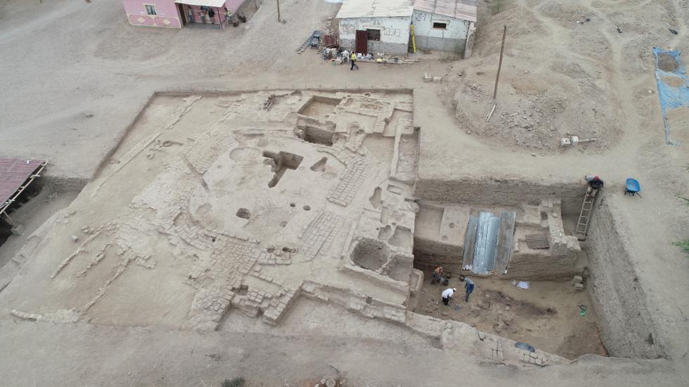 Nuevo descubrimiento: hallan 24 tumbas de la élite mochica en Huaca Santa Rosa de Pucalá. (Foto: Edgar Bracamonte)