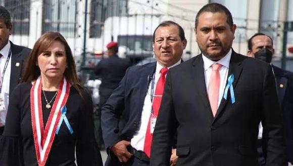 Días antes de ser suspendida por la JNJ, Patricia Benavides, entonces fiscal de la Nación, acudió al Congreso de la República acompañada de su entonces asesor principal, Jaime Villanueva. (Foto: Grupo El Comercio)