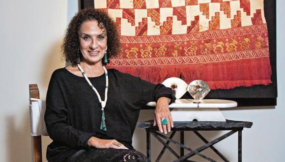 La artista argentina llegó en 1974 a Lima, ciudad que la recibió con un terremoto. Pero aquí se quedó para convertirse en una pionera de la nueva joyería peruana.