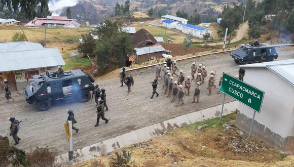 La PNP en las acciones de desbloqueo en Chumbivilcas.