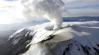 Colombia mantiene alerta naranja por la actividad del volcán Nevado del Ruiz