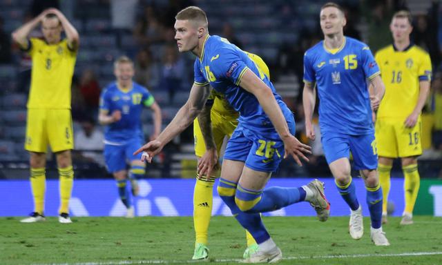 Ucrania vs. Suecia chocaron por los octavos de final de la Eurocopa 2021 | Foto: AFP