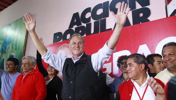 Jorge Muñoz llega a la alcaldía de Lima con Acción Popular, partido en el que aún no se ha podido inscribir formalmente. (Foto: Archivo El Comercio)