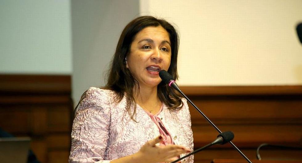 Marisol Espinoza , present&oacute; su renuncia irrevocable a su militancia en el Partido Nacionalista Peruano y envi&oacute; carta a la primera dama Nadine Heredia. (Foto: Andina)