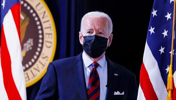 El presidente de EE.UU., Joe Biden, asiste a una sesión informativa virtual sobre el huracán Ida con la administradora de FEMA Deanne Criswell. (Foto: REUTERS/Carlos Barria).