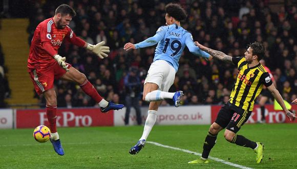 City vs. Watford: con el pecho y entre las piernas del portero, el gol de Sané para el 1-0 | VIDEO. (Foto: AFP)