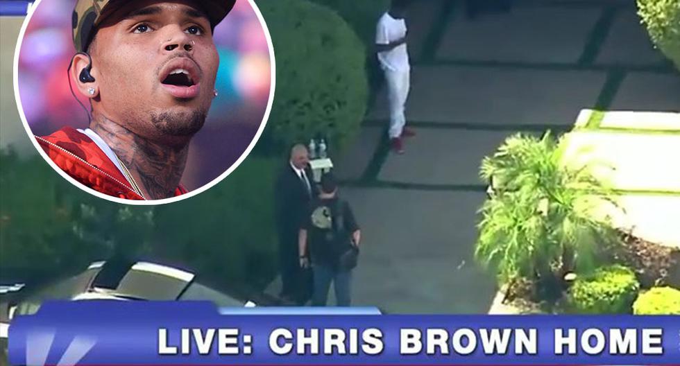 La policía ingresó a la mansión de Chris Brown tras un pedido de auxilio al 911. (Foto: Captura FOX 10 / Getty Images)