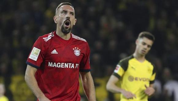 Bayern Munich, con Franck Ribéry, cayó 3-2 en su visita al Dortmund. (Foto: EFE)