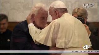El relato de un sacerdote que hizo llorar al Papa Francisco