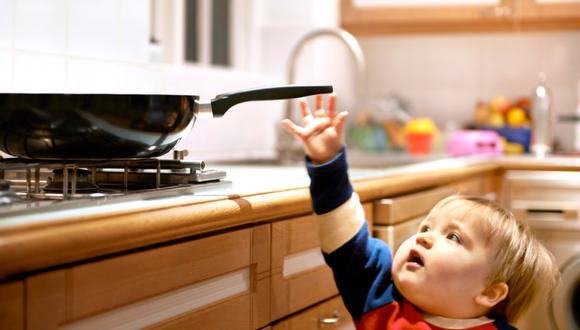5 consejos para evitar que tus niños se intoxiquen en el hogar