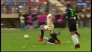 Universitario vs. Alianza Lima: Alexi Gómez y la terrible entrada en contra de Dos Santos | VIDEO
