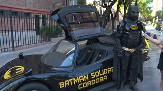 Un albañil con superpoderes: la historia del ‘Batman’ solidario de Argentina | VIDEO