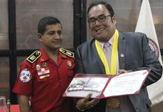 Chapecoense: bombero peruano fue condecorado por su actuación en el rescate de heridos