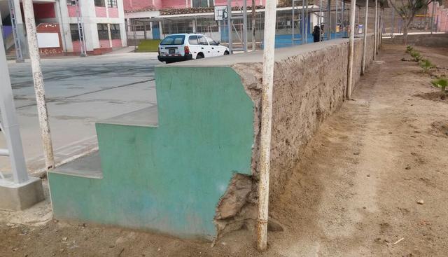 Colegio ubicado en Comas fue cerrado por presentar fallas de seguridad para escolares. (Foto: Difusión)