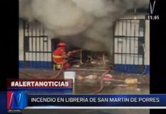 Lima: incendio en librería de SMP generó alerta por intensa humareda