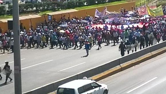 Bloquearon Vía de Evitamiento por falta de agua y seguridad