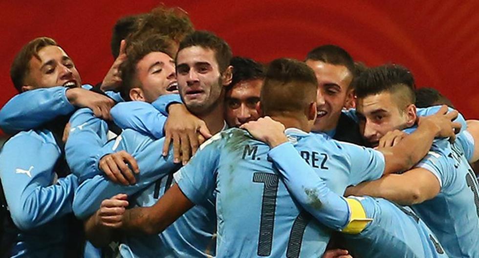 Uruguay venció en su primer partido a Serbia. (Foto: FIFA)