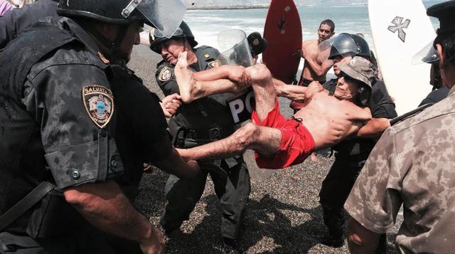 Costa Verde: así la policía desalojó a tablistas en La Pampilla - 1