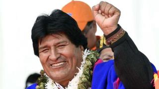 Morales fija meta para plantaciones de hoja de coca en Bolivia
