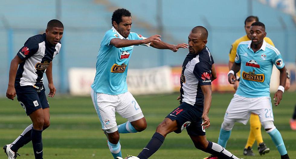 Alianza Lima y Sporting Cristal se enfrentarán por la segunda fecha de la Liga 1. | Foto: Getty