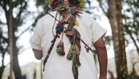 Los taitas son la guía y protección espiritual de las y los los líderes y guardias indígenas del Pueblos Siona de Putumayo. Mateo Barriga / Amazon Frontlines.