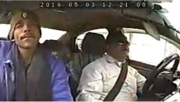 Imágenes captadas por el taxi del ecuatoriano Manuel Alarcón. La justicia de Venezuela solicitaba la extradición de Jackson Rangel. (Captura de video)