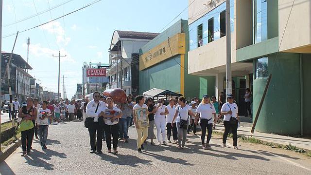 Madre de Dios: sepultaron a esposos y su nieta asesinada - 1