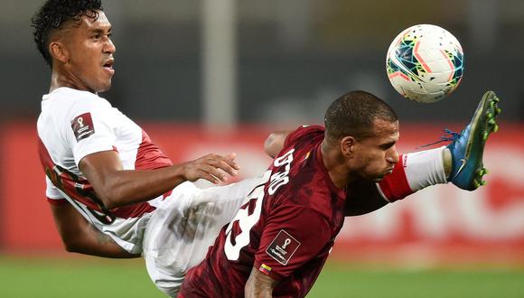 La selección peruana se enfrenta esta tarde a Venezuela en Caracas. (Foto: AFP)