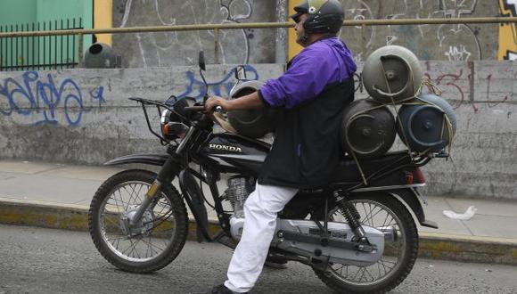 Surco: más de cien motociclistas repartidores multados el 2016