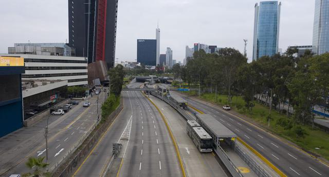 Lima en cuarentena retratada desde el aire. (Foto: Daniel Apuy/ GEC)