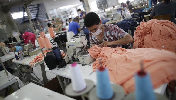 Las exportaciones textil-confecciones cayeron 42.9% en enero-mayo de este año. (Foto: GEC)