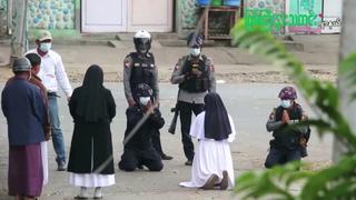 Cómo una monja católica se convirtió en el símbolo de las protestas en Myanmar (y qué llevó a que el país acabara en guerra civil)