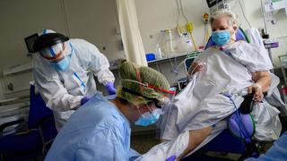 España registra 446 casos de coronavirus en un día y 56 nuevas muertes 