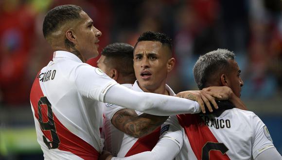 Chile no pudo ante la categoría de Perú, que clasificó a la final de la Copa América 2019. La goleada 3-0 demostró la jerarquía peruana con goles de Flores, Yotún y Guerrero. (Foto: AFP)