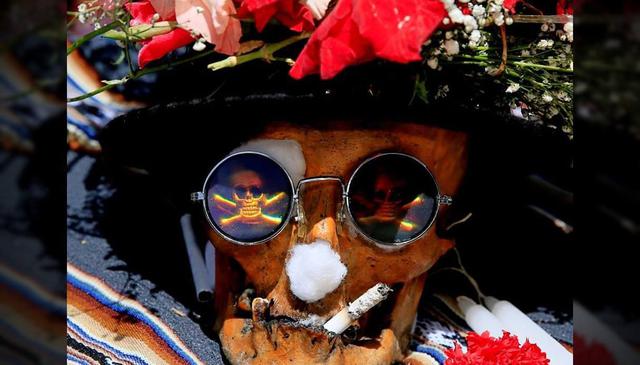La "Fiesta de las ñatitas" se realiza ocho días después del inicio de la fiesta católica de "Todos los Santos", y se replica en varios cementerios de Bolivia. (Foto: Reuters)