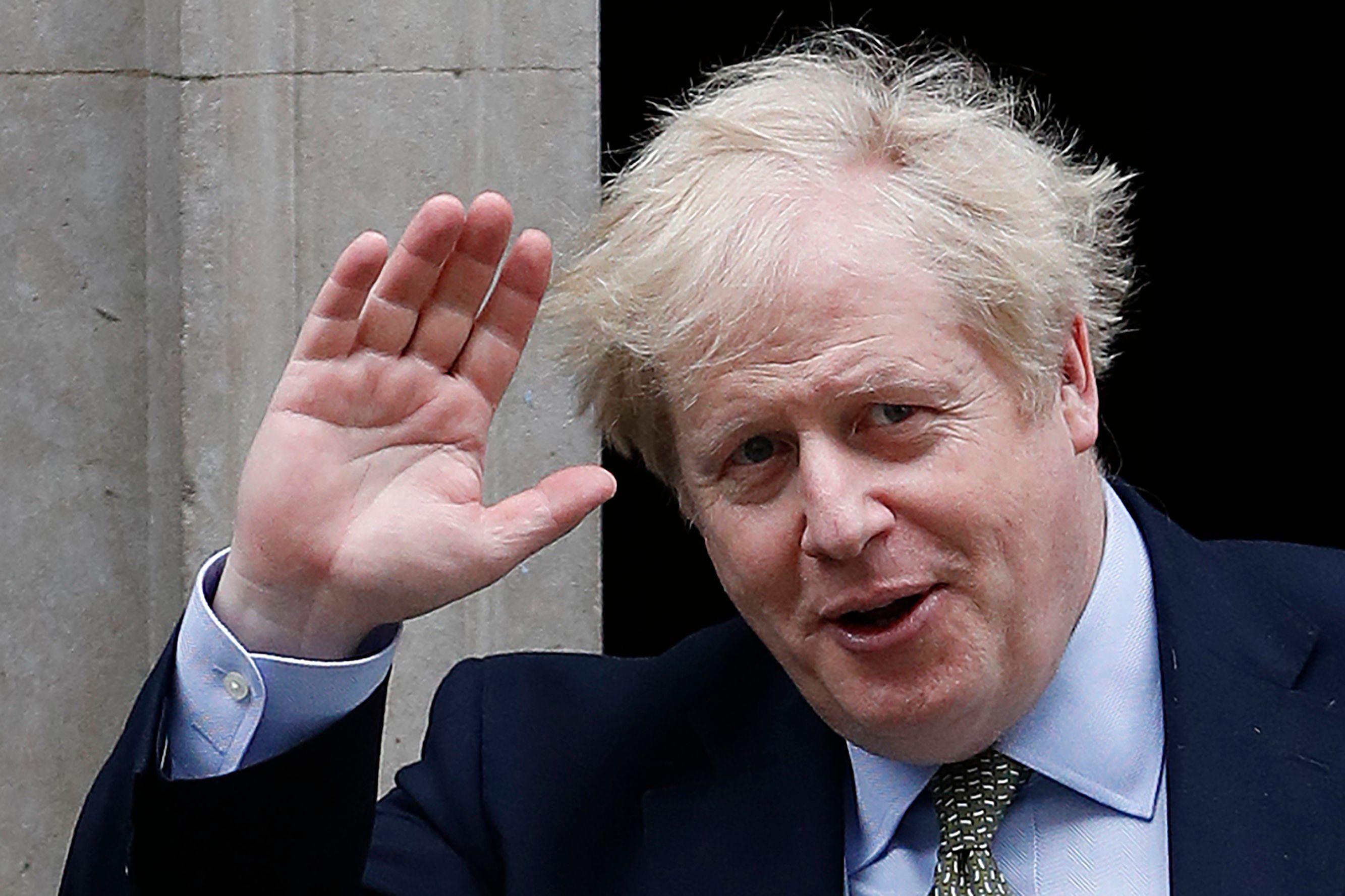Boris Johnson en una imagen del 18 de marzo del 2020. Estuvo internado por coronavirus Covid-19 (AFP / Adrian DENNIS).