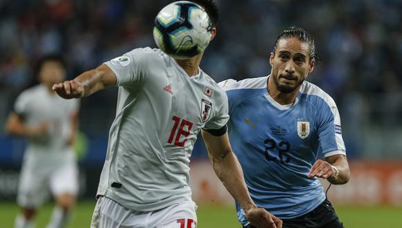 Martín Cáceres juega como defensa en la Fiorentina de la Serie A italiana. (Foto: AFP)