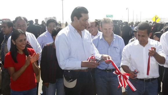 Nadine Heredia, Carlos Paredes y Ollanta Humala están involucrados en la presunta recepción de sobornos. En el 2012, participaron en la inauguración de una carretera en Moquegua. (Foto: Heiner Aparicio/ Archivo GEC)