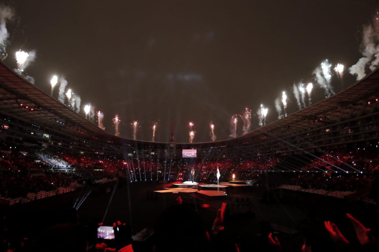 Más de cincuenta mil personas presenciaron la Clausura de los Juegos Panamericanos 2019. (Foto: Jesús Saucedo).