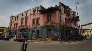 Plaza Dos de Mayo: refacción de casona tardaría 8 meses [FOTOS]