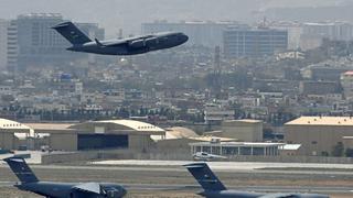 Disparan cohetes contra el aeropuerto de Kabul en el penúltimo día de EE.UU. en Afganistán 