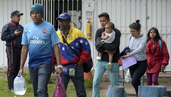 El campamento fue instalado la semana pasada cuando la Alcaldía de Bogotá reubicó a los inmigrantes venezolanos. (AFP)