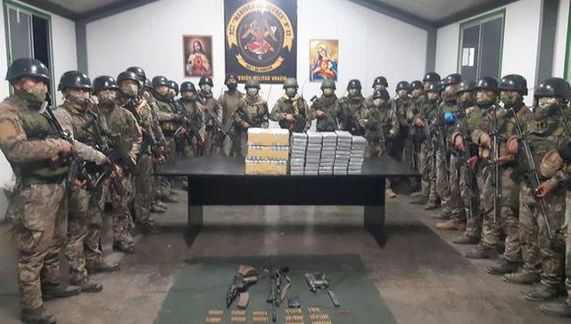 En un enfrentamiento en la selva del Vraem se incautaron armas de guerra y casi 80 kilos de droga. (Foto: CCFFAA)