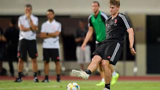 Matthijs de Ligt realizó su primer entrenamiento como jugador de Juventus en Singapur