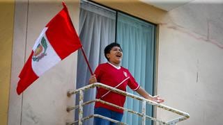Aislamiento por el Covid-19: El niño que alienta desde su balcón cantando “Contigo, Perú”