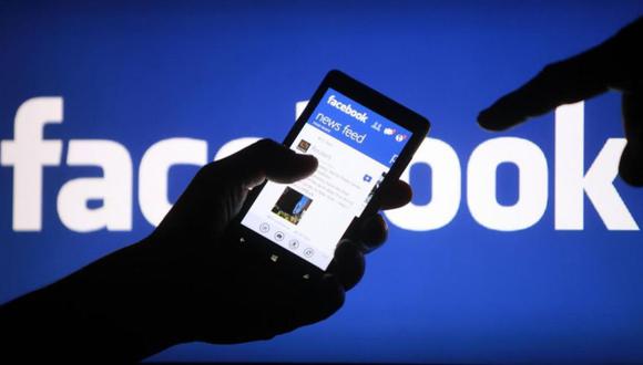 El botón de "Compartir" de Facebook podría cambiar pronto. (Reuters)