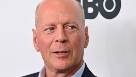 Bruce Willis anunció su retiro de la actuación debido a una afasia cerebral (Foto: Ángela Weiss / AFP)