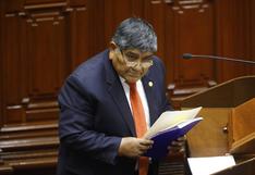 Congreso rechaza censurar al ministro Rómulo Mucho