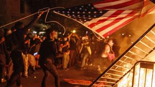 Protestas en EE.UU.: fiscal general culpa a extranjeros y extremistas por disturbios