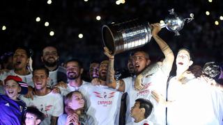 River Plate: así levantaron la cuarta Copa Libertadores ante un Estadio Monumental repleto | VIDEO